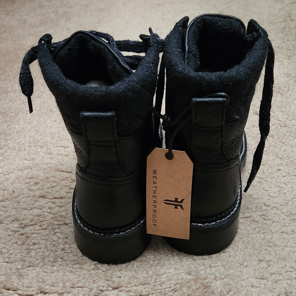 NWT Frye Women's Black Leather Hiker Boots - Samantha Boot Size 5.5 Medium Width - Picture 6 of 6